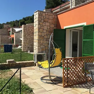 La Casa Del Mare : Cozy With Seaview And Garden Vintimille
